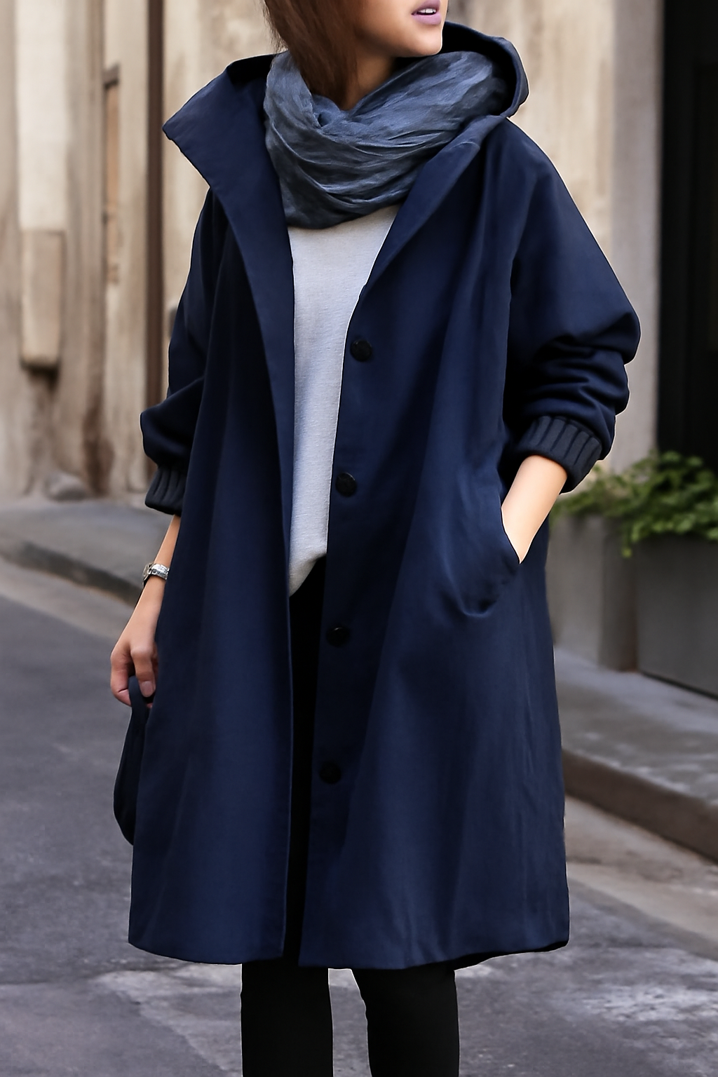 Elise – Women’s Long Waterproof Raincoat for All Weather Conditions