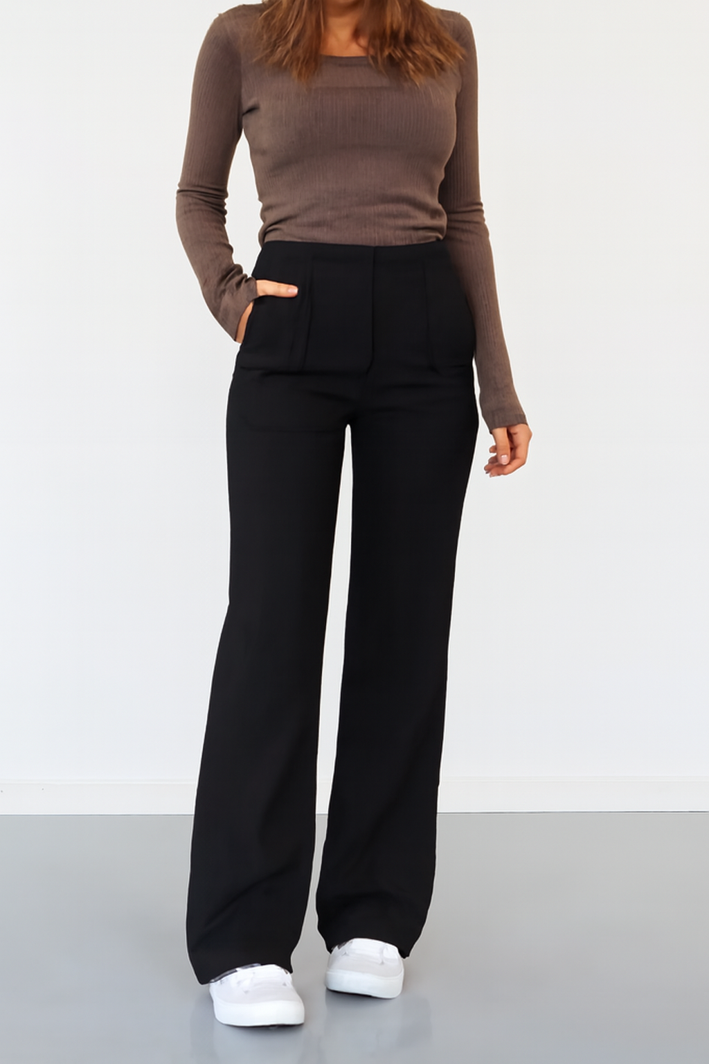 Leonie – Women’s High-Waist Straight-Leg Trousers with Stretch Comfort